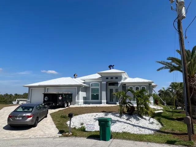 Wild Roofing Picture 9