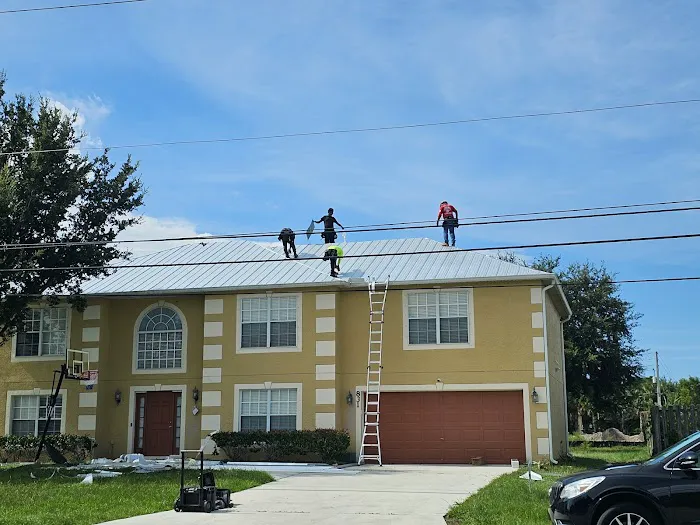 AKM Roofing Picture 1