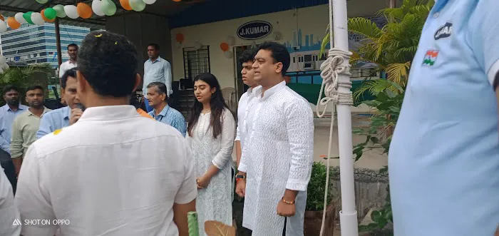 PDF Roofing LLC Picture 1