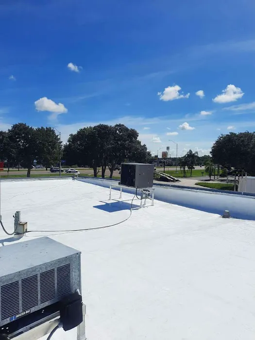 Guy's Roofing & Sheet Metal Picture 1