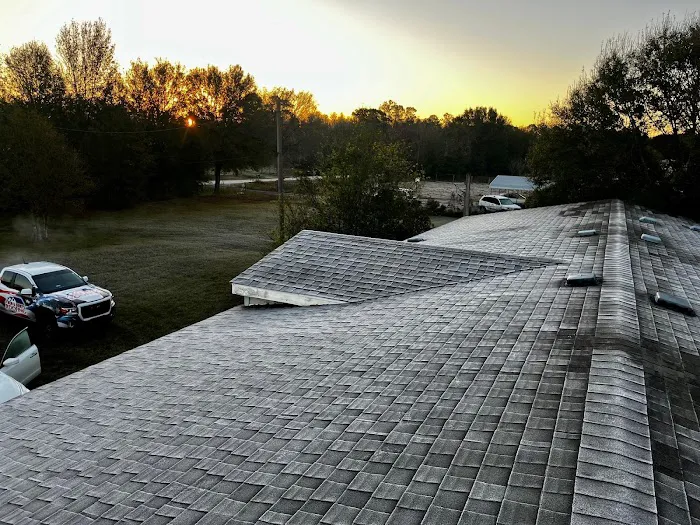 Bob & Jerry's Roofing Inc. Picture 9