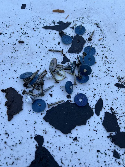 Curry's Roofing LLC Picture 5