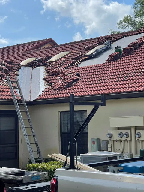 Curry's Roofing LLC Picture 2