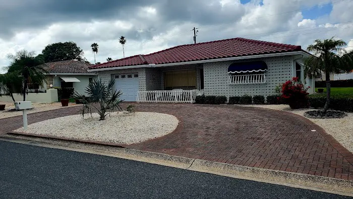 R J Owens Roofing Contractors Picture 4