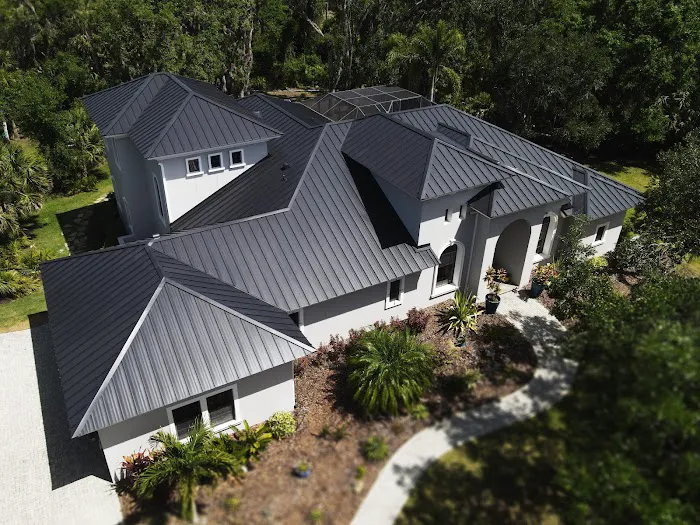 Siesta Roofing Picture 1