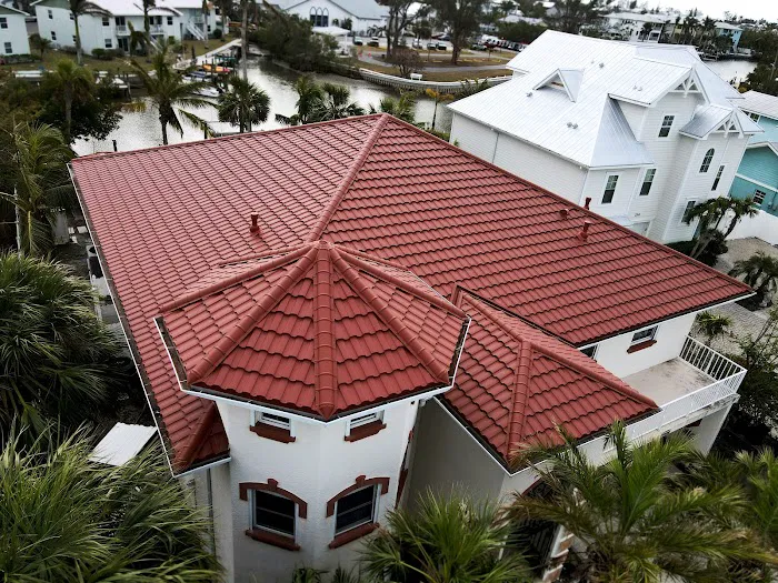 Siesta Roofing Picture 2