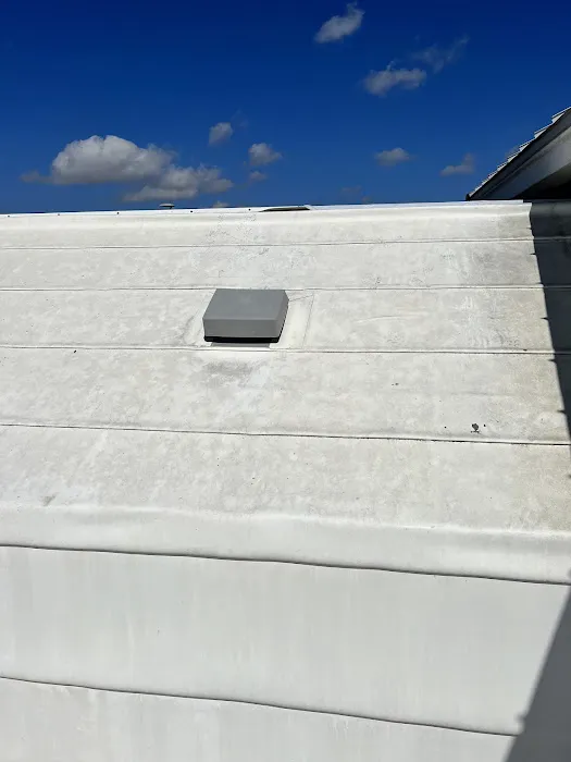 Right Way Roofing Picture 4