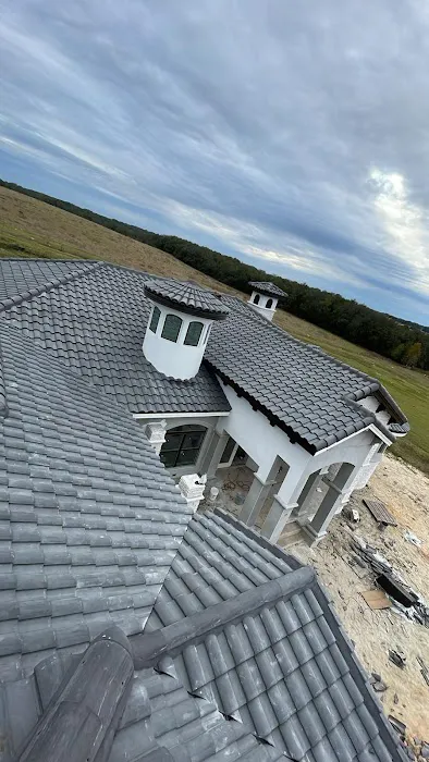 Florida Roofing Team Picture 1