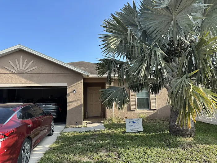 Florida Roofing Team Picture 3