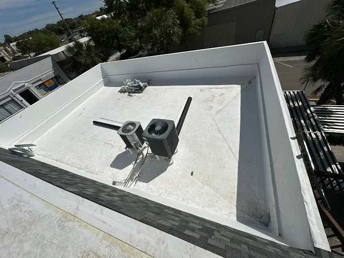 Del Wolf Roofing, LLC Picture 10