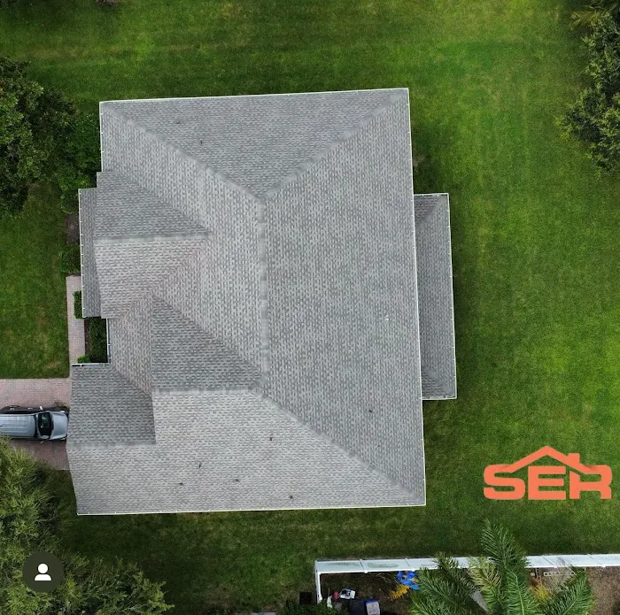 Southeast Roofing & Contracting LLC Picture 10