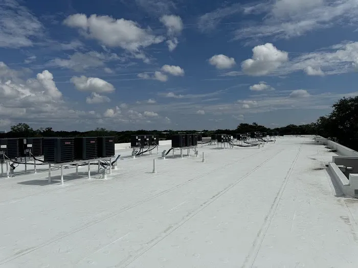 Southeast Roofing & Contracting LLC Picture 4