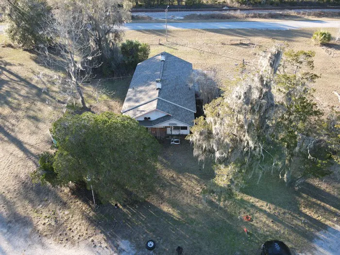 Hi Low ROOFING & SOLAR Picture 2