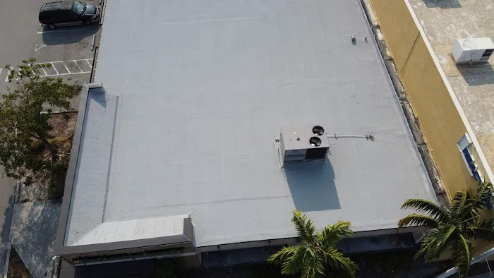 EMC ROOFING LLC Picture 4