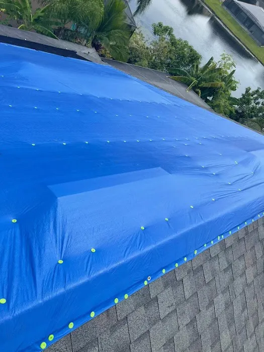 D&E Roofing Picture 1