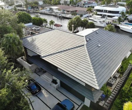 FOUR CORNERS CONSTRUCTION AND REMODELING INC