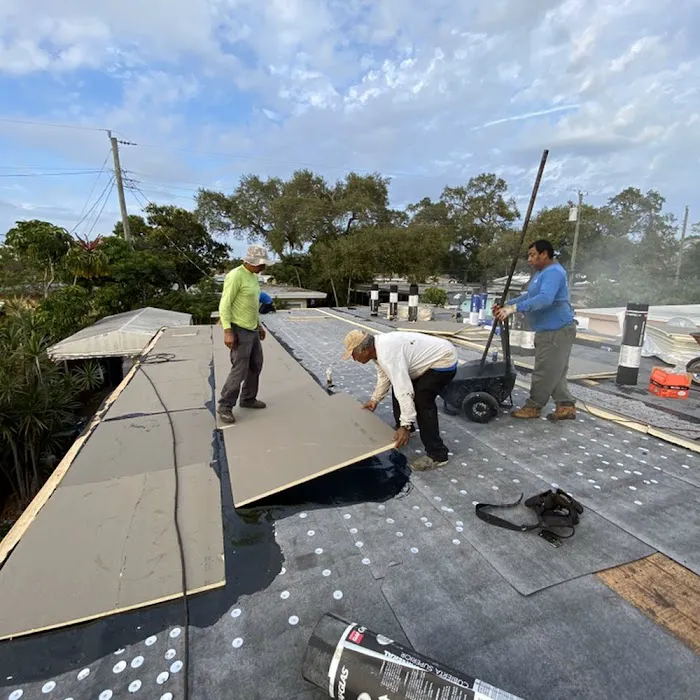 FOUR CORNERS CONSTRUCTION AND REMODELING INC Picture 3