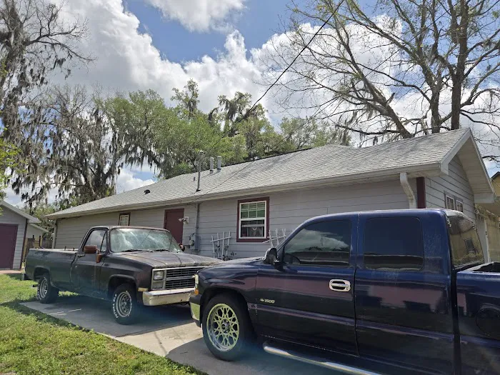 AGM Roofing Picture 1