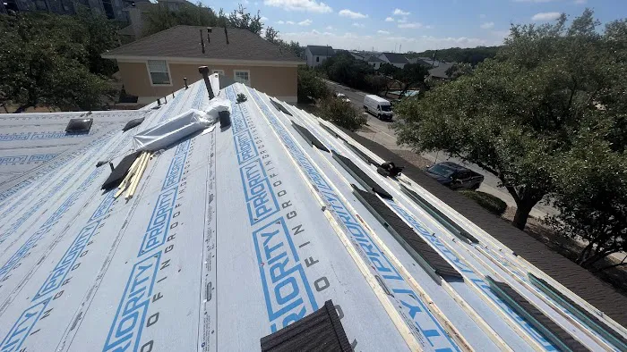 Priority Roofing Picture 1