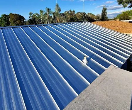 Robert E White II Inc