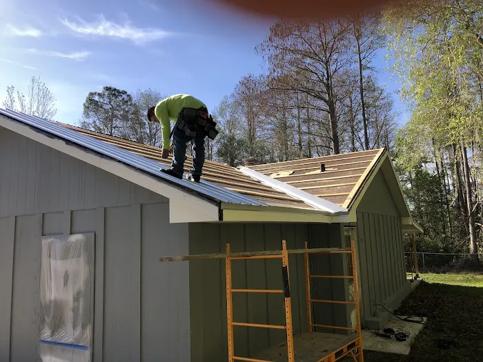 TMT Roofing LLC Picture 2