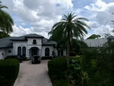 Zoller Roofing Picture 1