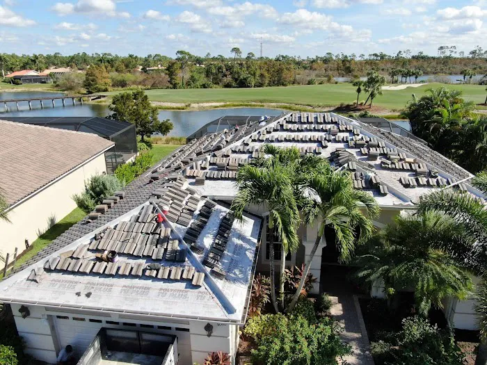 ️SunCoast Roofing And Gutters Picture 4