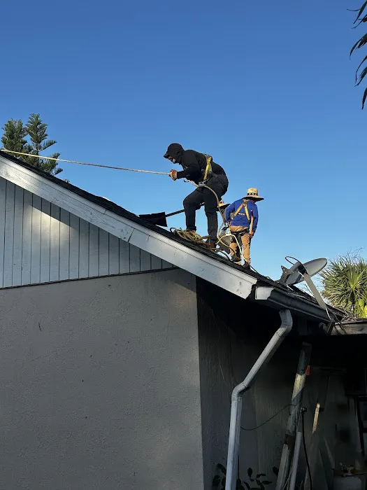 ️SunCoast Roofing And Gutters Picture 9