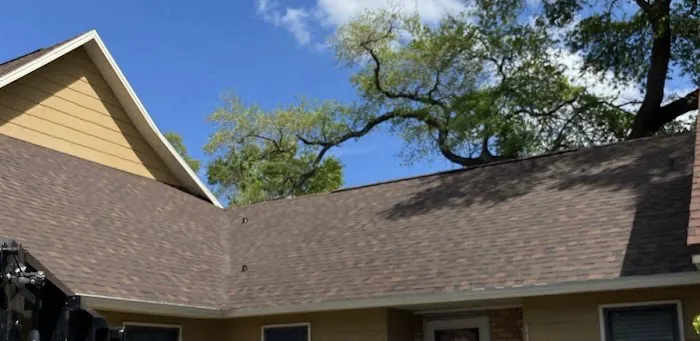 H₂OW ROOFING Picture 4