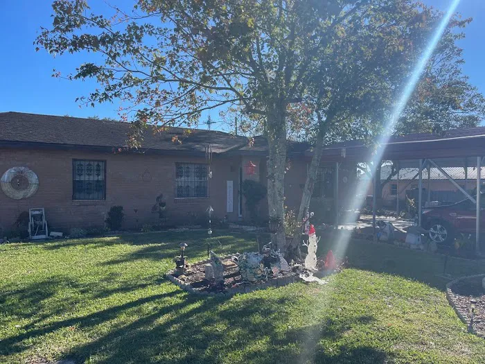 R&C Roofing and Contracting, LLC Picture 1