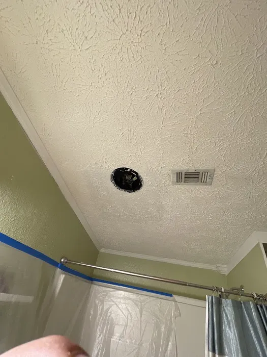 R&C Roofing and Contracting, LLC Picture 4