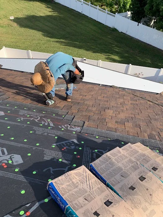 R&C Roofing and Contracting, LLC Picture 6