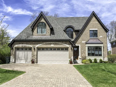 Spires Roofing LLC Picture 2