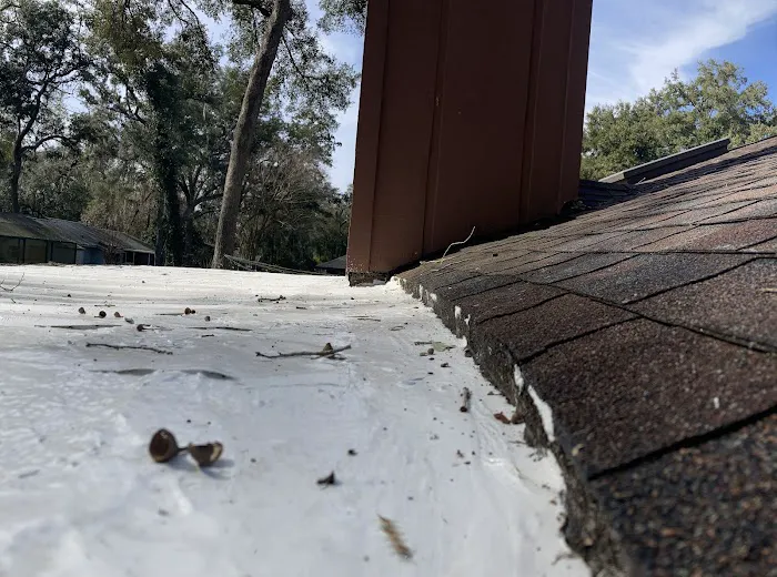 North Wood's Roofing Picture 1