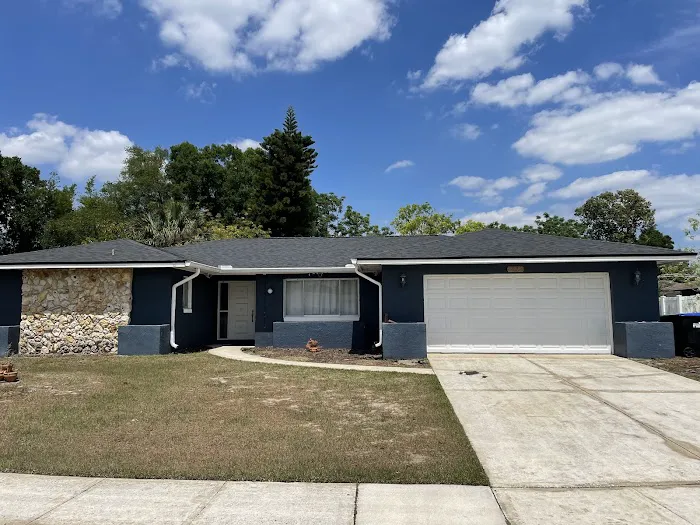 His and Hers Construction Picture 2