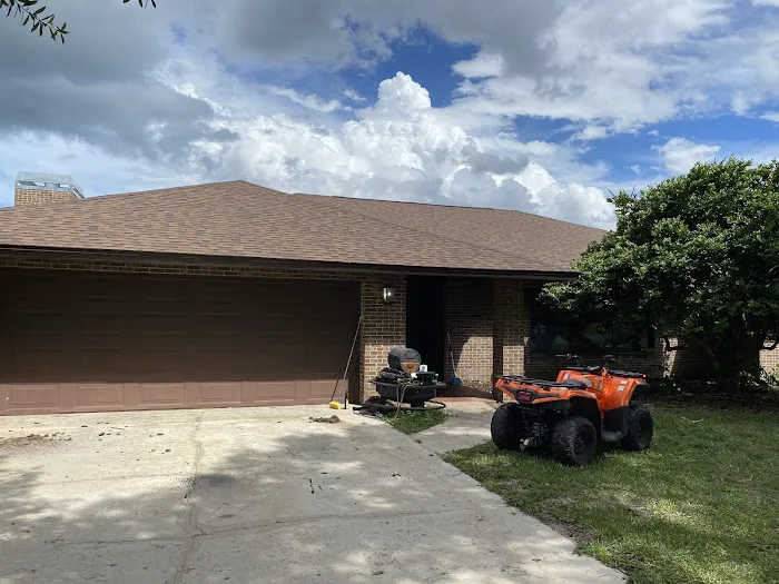 CTR ROOFING LLC Picture 8