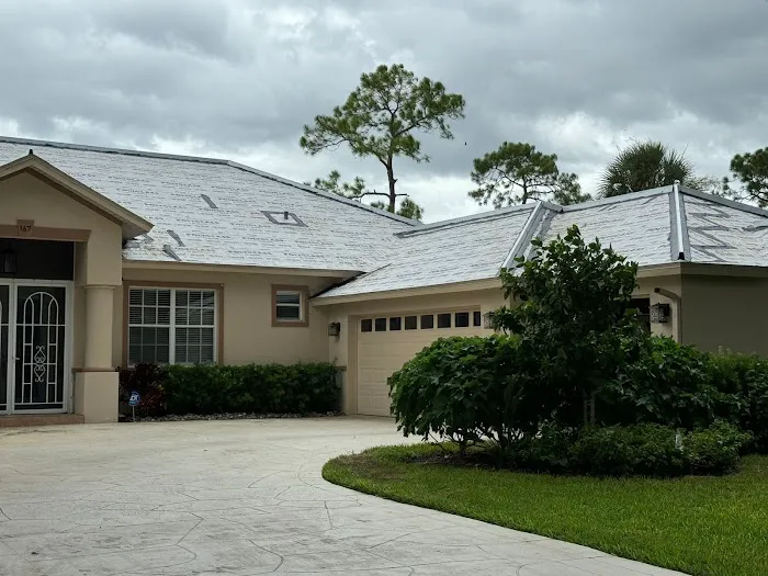 Mahogany Roofing Inc. Picture 4