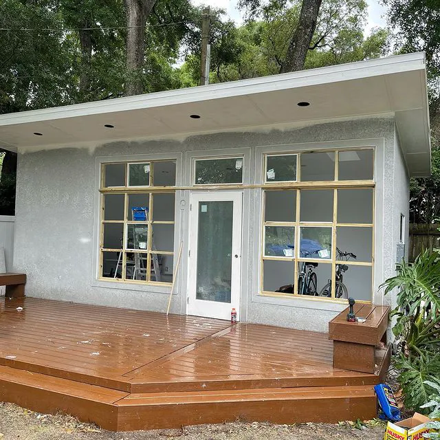 Four Seasons Roofing and Carpentry LLC Picture 2