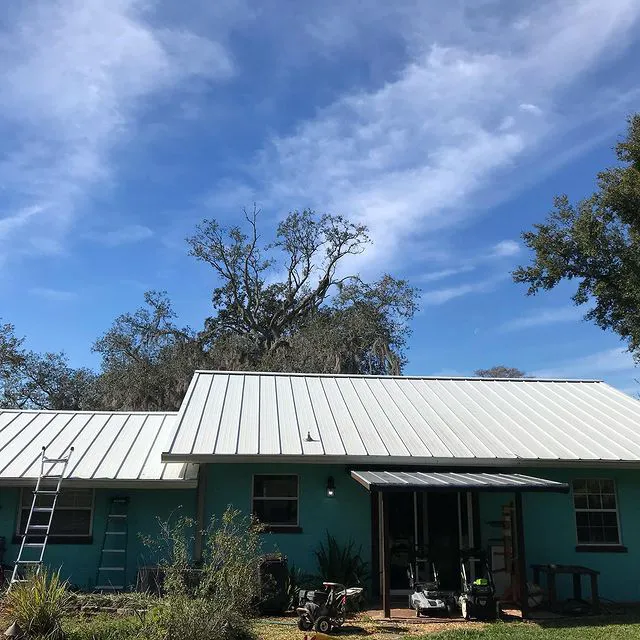 Four Seasons Roofing and Carpentry LLC Picture 5