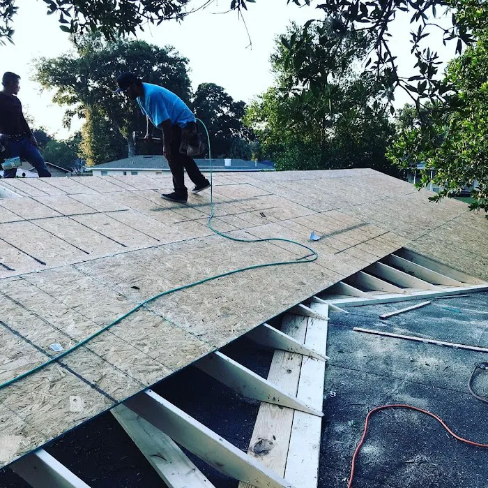 Four Seasons Roofing and Carpentry LLC Picture 9