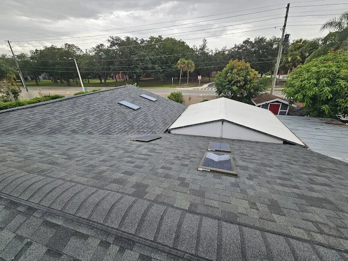 Universal Roof And Contracting Picture 10