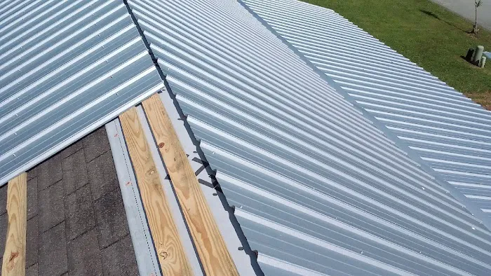 H & R Metal Roofing Picture 4