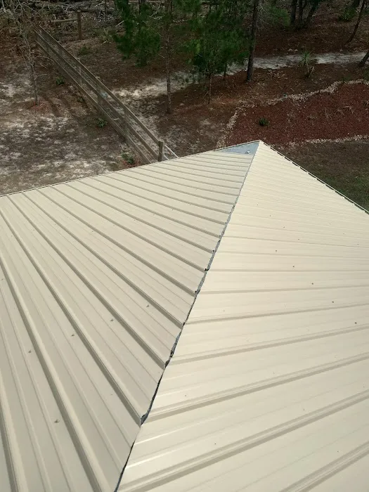 H & R Metal Roofing Picture 1