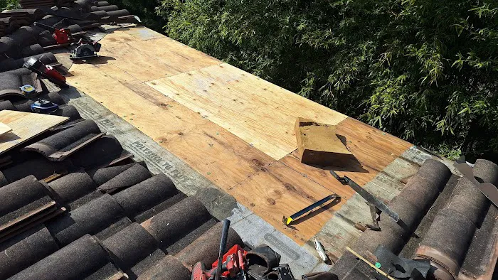 Florida man roof repairs .com / Coppinger Quality Roofing LIC#1332822 Picture 8