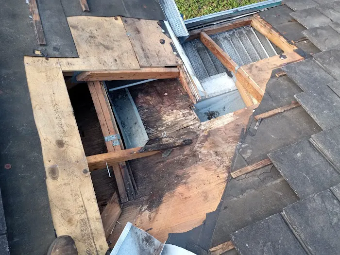 Florida man roof repairs .com / Coppinger Quality Roofing LIC#1332822 Picture 9