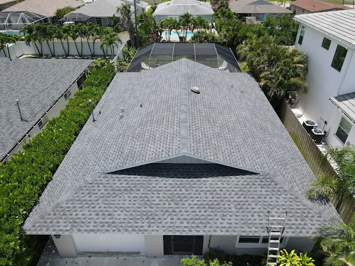 J’s Roofing & Services Picture 1