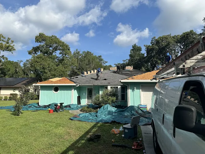 Castle Roofing Group Picture 6