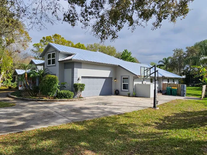 Roofing Pioneers, LLC Picture 1