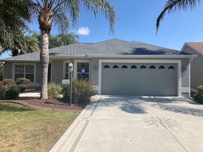 The Roof Guys Picture 1