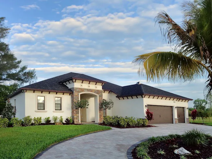 Empire Exteriors Picture 1